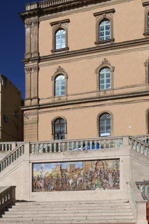 La Scalinata Home Apartment Caltagirone Dış mekan fotoğraf